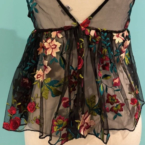 Ecote Floral Embroidered Sheer Top - Picture 3 of 8